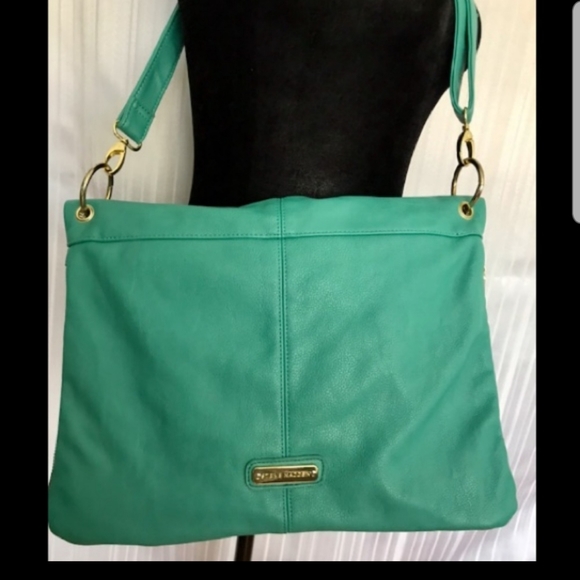 STEVE MADDEN - Picture 2 of 9